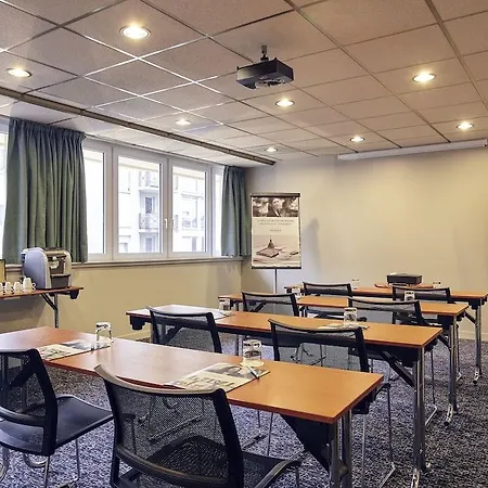 Mercure Marne-la-vallee St Georges Hotel 4*